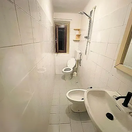 Apartament Ciro Menotti First Modena